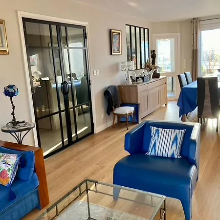 Junior Avec Balcon Vendégház 4*